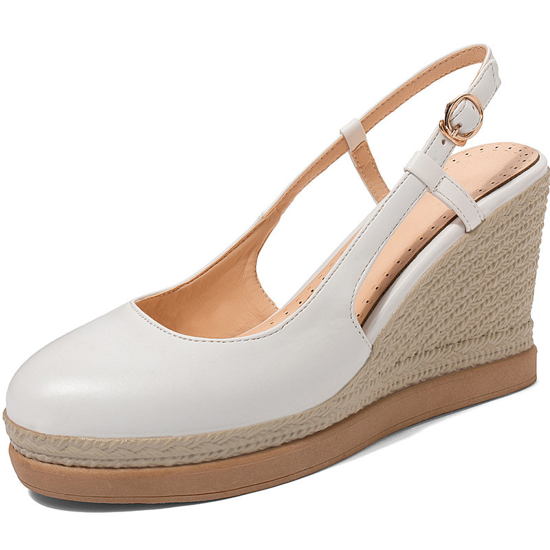 

New Arrival Women Elegant Round Toe Shoes Spring Summer Night Club Metal Decoration Pumps Soft Leather Shoes Woman, Black