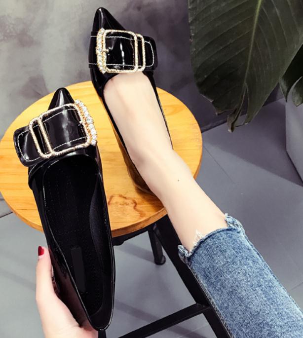 

2019 water drill Women's shoes in Spring and Autumn with New style flat bottom pointed end Shallow mouth@40, Red