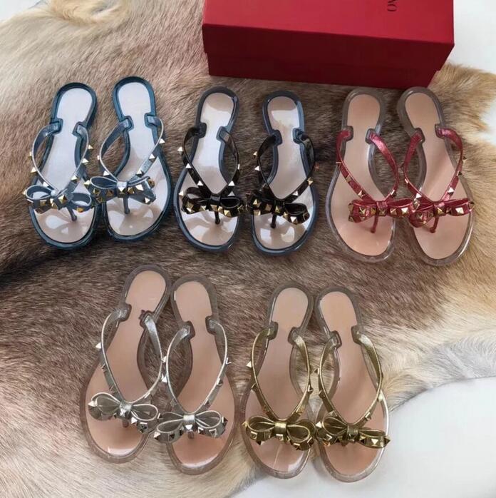 

New fashion brand rivet pinch sandals and slippers women's non-slip jelly shoes fashion design beach flip flops, Black