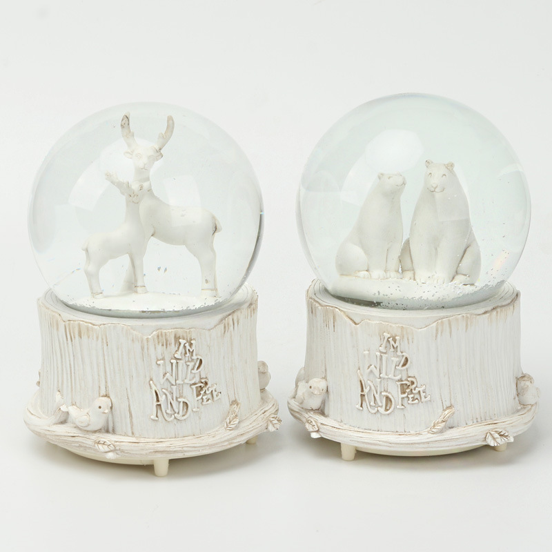 

Musical Box Automatic Snowflake with Lights Romantic Snow Globes Retro Box Deer Bear Snow Ball Gift for Girlfriend Home Decor