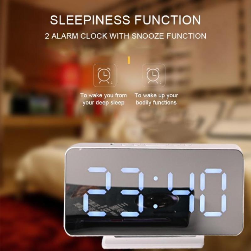 

Fashion LED Digital Mirror Alarm Clock USB Cable Charging for Home Bedroom Desktop Display Time Night Snooze Table Clock