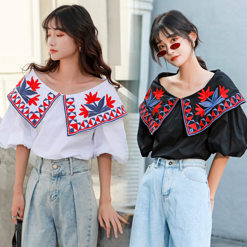 

Runway Flower Embroidery Women Shirt Summer Fashion Wide V-Neck Half Lantern Sleeve Loose Top Female Casual Pullover Blouses, White