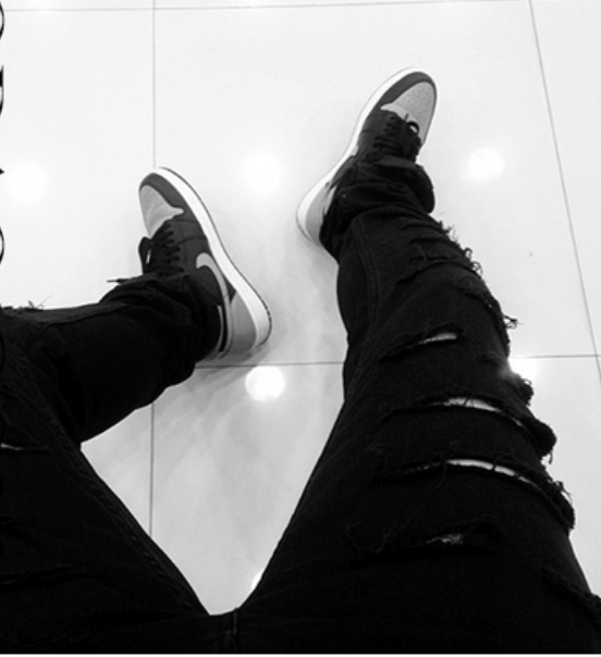 

2015 Fashion Mens Destroyed Denim Jeans Thin Cool Slim Fit Hi-Street Style Black Ripped Jeans Pants Men