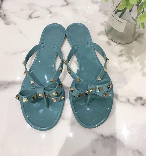

Summer Women Beach Flip Flops Shoes Classic Quality Studded Ladies Cool Bow Knot Flat Slipper Female Rivet Jelly Sandals Shoes Q-229, Yellow