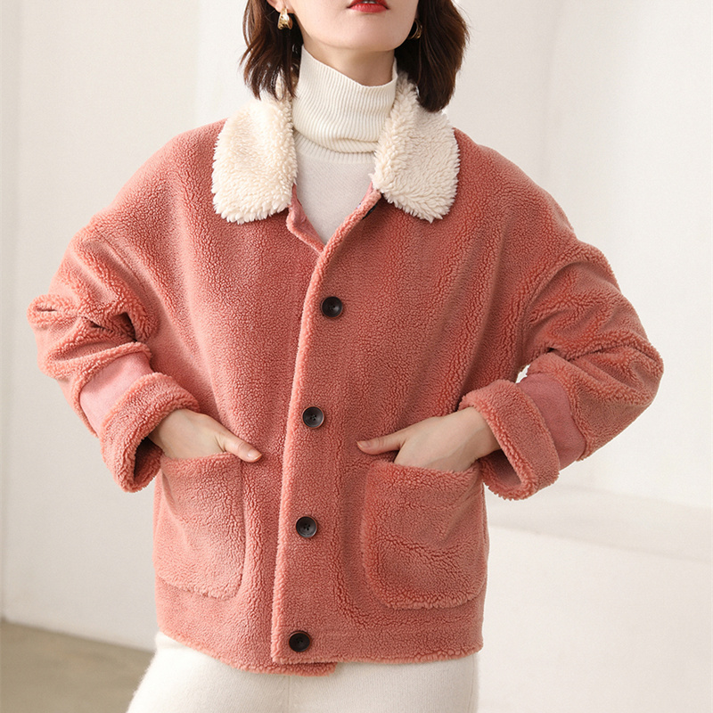 

New Korean version of the grain cashmere sheep shearing coat lamb hair thickening fashion loose coat female short paragraph, Beige