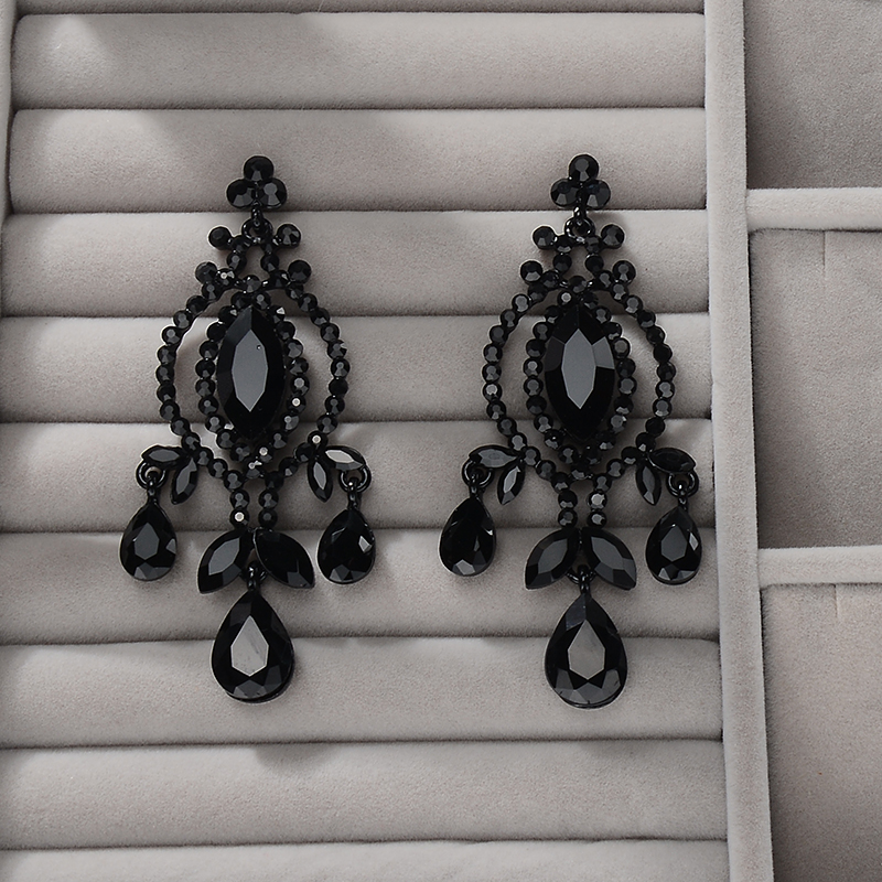 

ESERES Designs Creative Black Rhinestone Stud Earrings For Women Prom Earrings Sets Party Bijoux