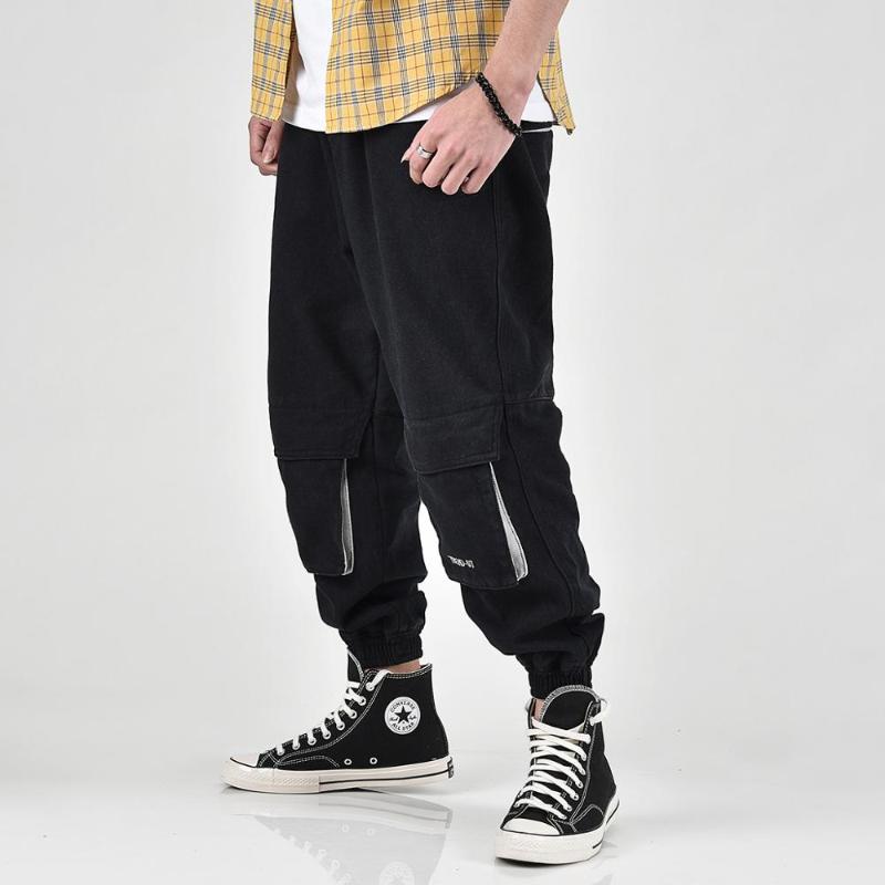 

Fashion Streetwear Men Jeans Loose Fit Black Color Multi Pockets Cargo Pants Elastic Waist Japanese Hip Hop Jeans Men Joggers