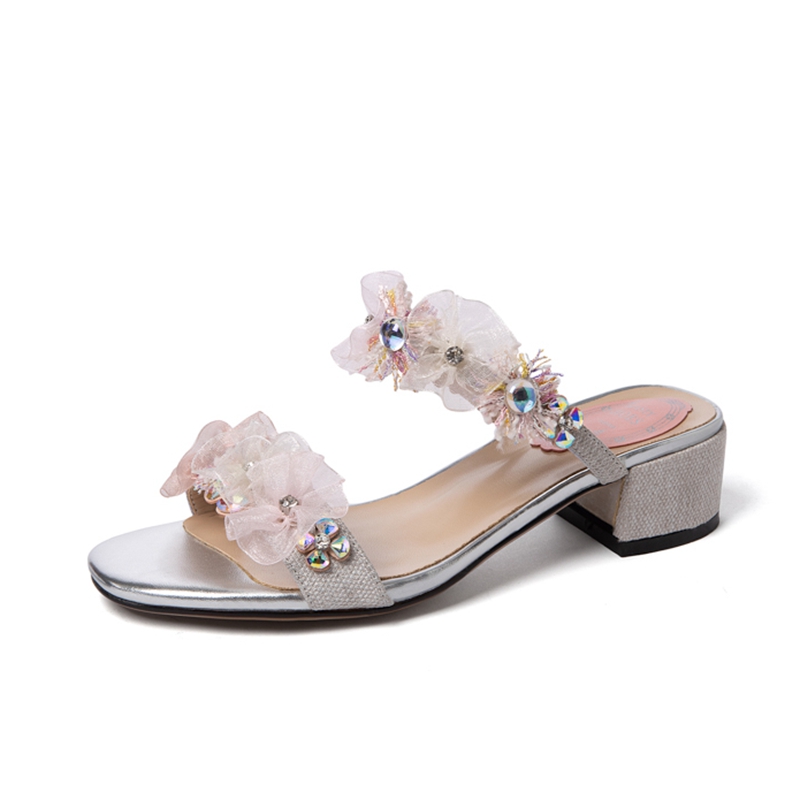 

Summer Women Elegant Casual Slippers 2020 Bohemian Beach Sandals for Woman Sweet Flower Crystal Low Heels Shoes Ladies Slides, Silver
