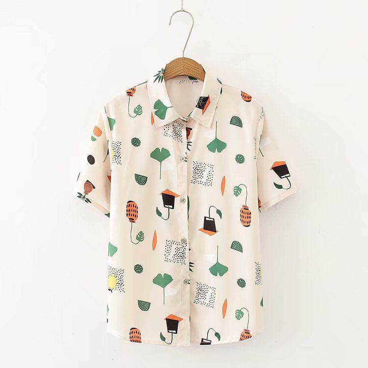 

Cartoon Print Korean Style Blouse and Tops Women 2020 Summer Sweet Turn-down Collar Short Sleeve Casual Loose Chiffon Shirts, Beige