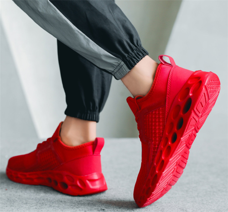 

2019 Cheap wild breathable fashion designer shoes sneakers black red blue sneakers men's lightweight running s-shoes