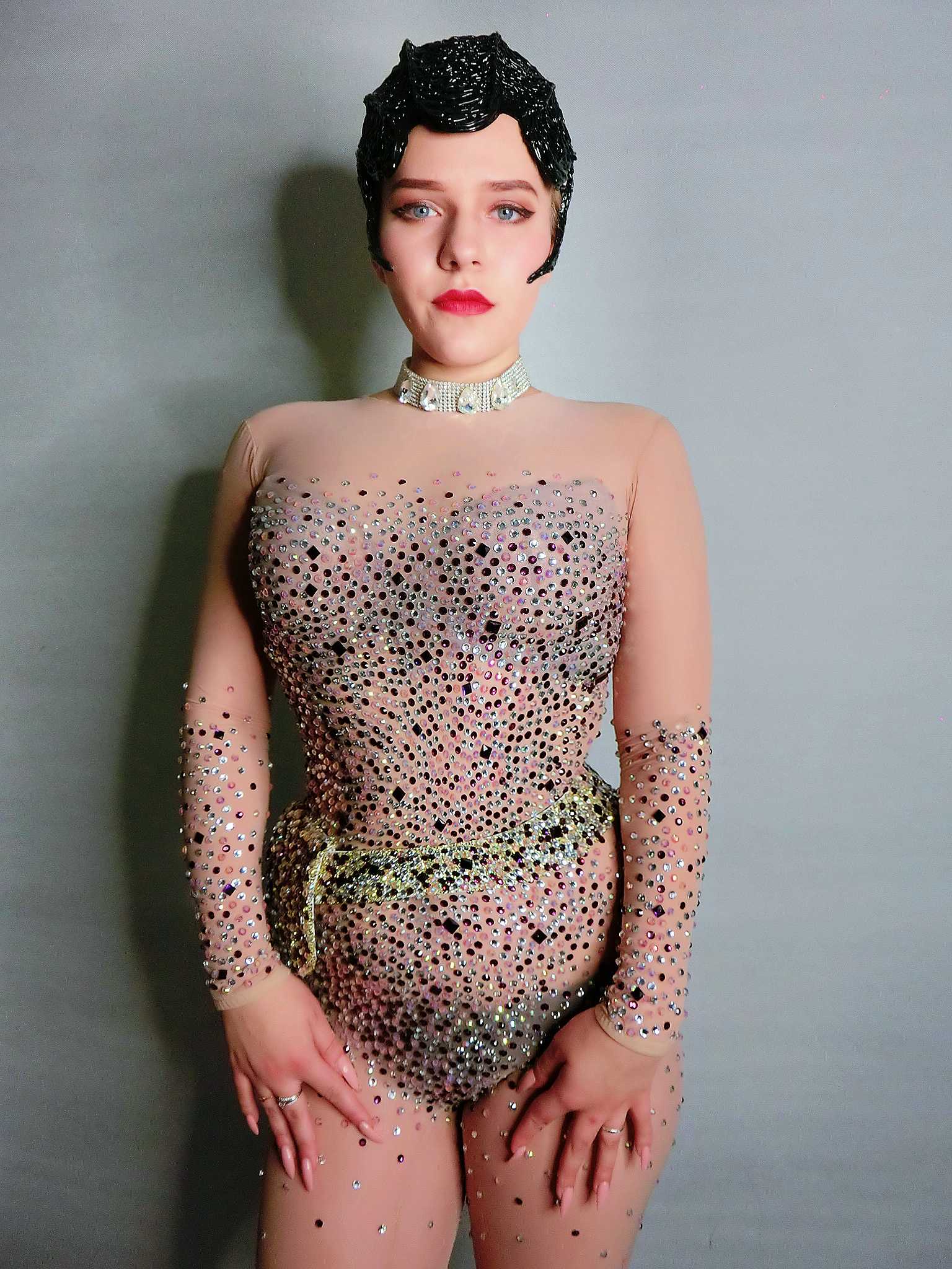 

Mono con perspectiva de malla de diamantes imitación coloridos grandes peleles cristal elásticos Sexy para mujer traje, Jumpsuit belt