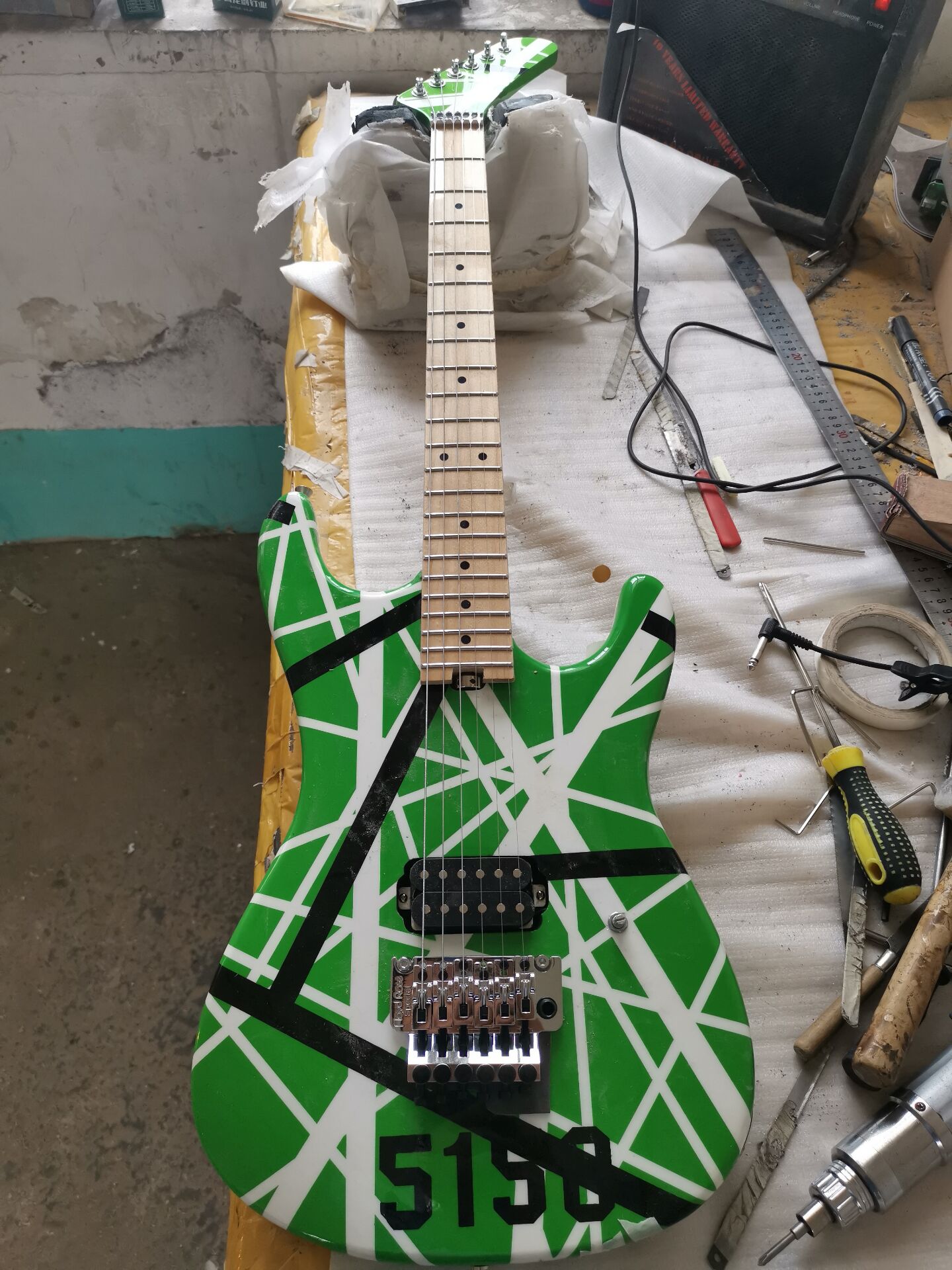 

Rare Kramer Edward Van Halen 5150 White Black Stripe Green Electric Guitar Floyd Rose Tremolo Tailpiece, Locking Nut, Whammy Bar