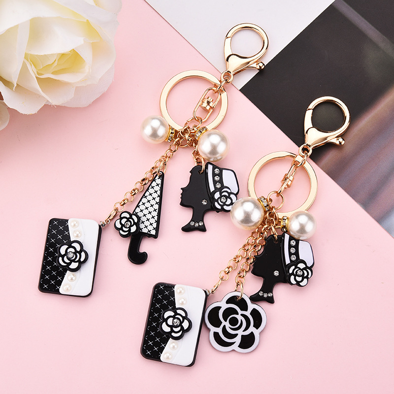 

Rhinestone Key Chains Camellia Flower Bag Charm Holder Keychains Ring Jewelry Fashion Pearl Women's Head Car Keyrings Accessories for Girls, Slivery;golden