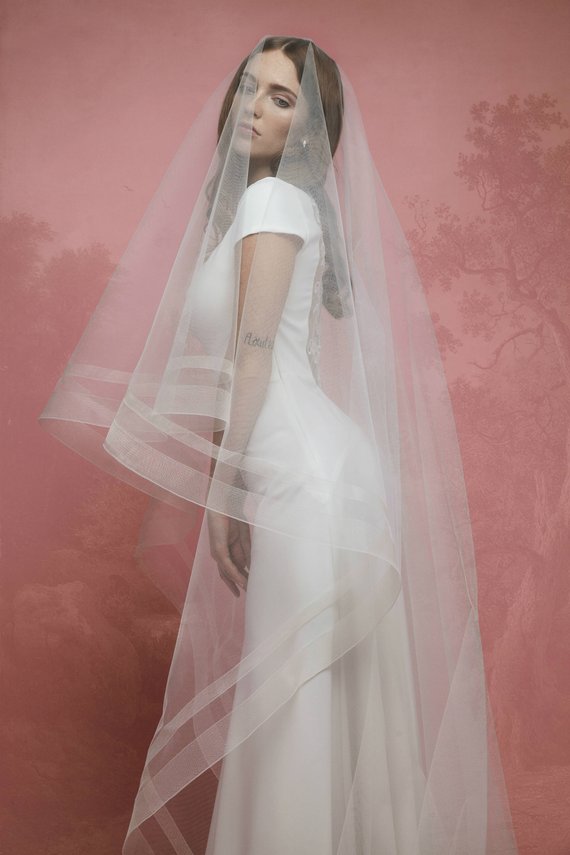 

2019 Blusher 3 Meters Long Cheapest Cathedral Length White Ivory Bridal Veils with Comb 2 Layers Veu De Noiva Wedding Veil Cover Face