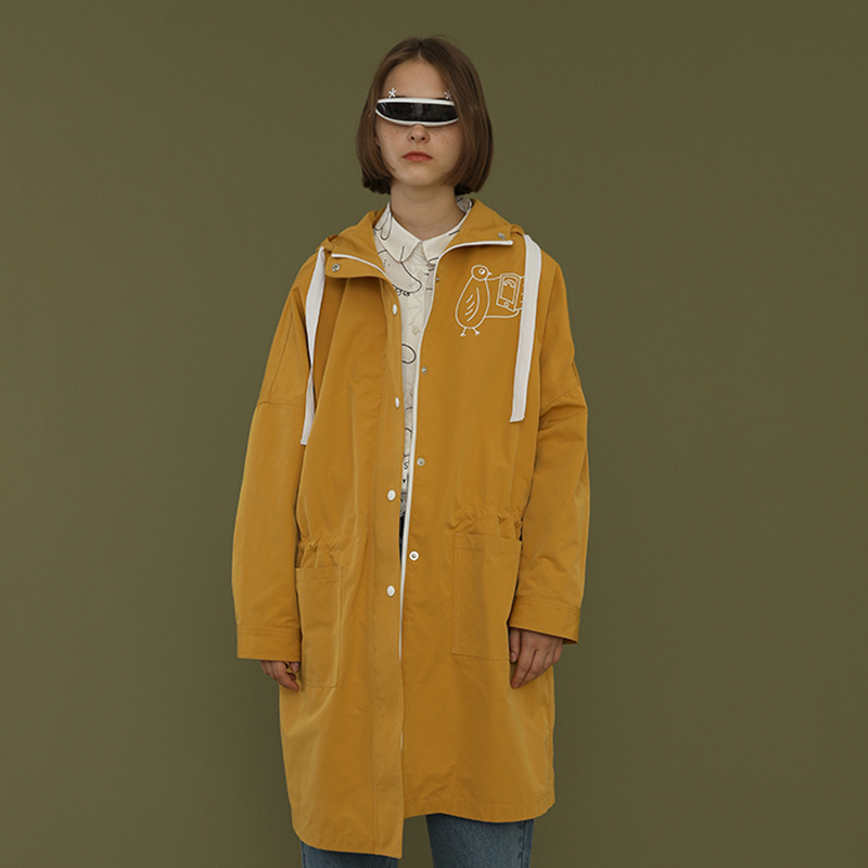 

Autumn Winter New Design Women Long Windbreaker Hooded Yellow Oversized Outwear Trench Coats For Men And Woman Letters