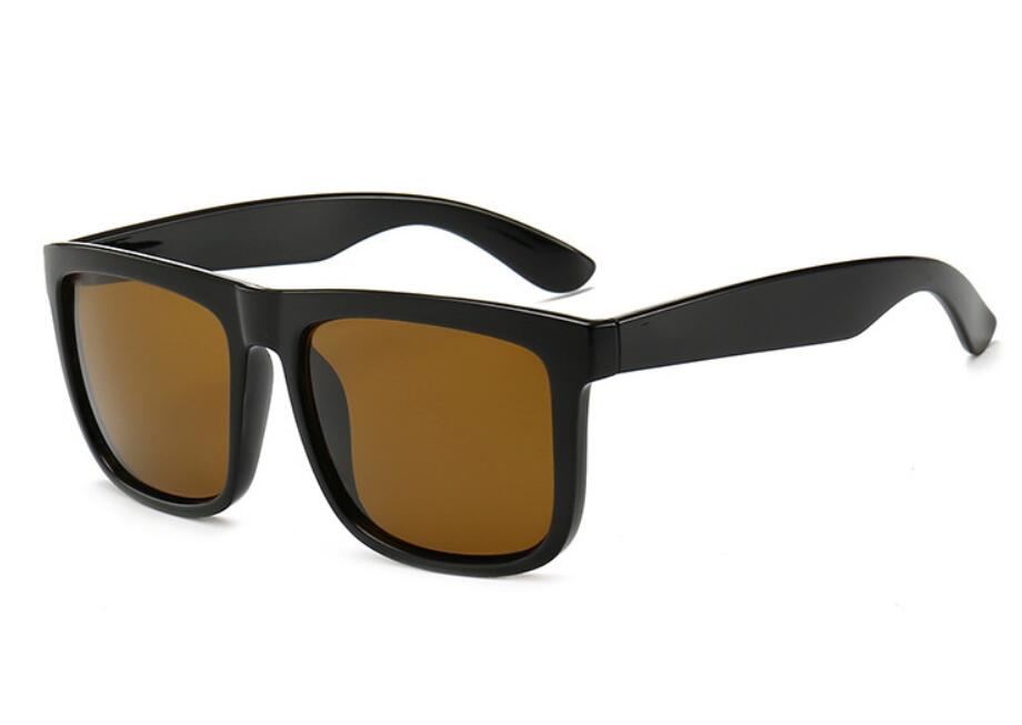 

Fashion Sunglasses UV400 Justing Men Womens Designer Driving Lunette Occhiali Gardient Brand Sun Glasses 12a3 with Case, White;black
