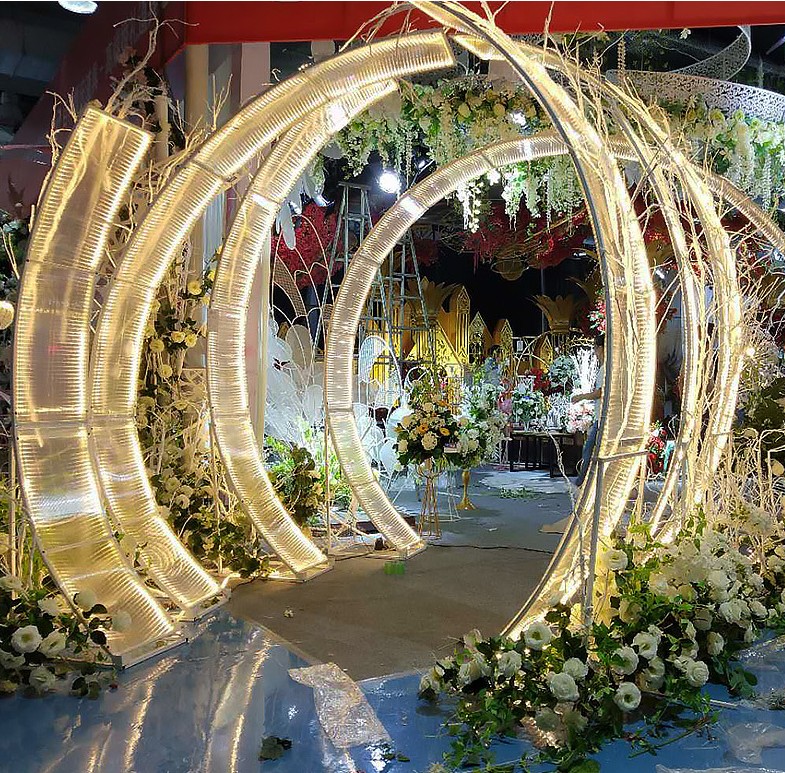 

Luxury Iron sunshine board wedding arches grand event party backdrops props T-Stage large arch road lead wedding flower wall stand props, Gold