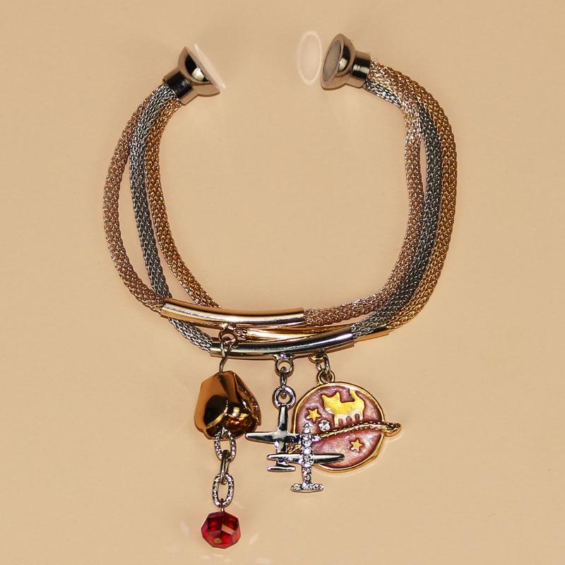 

Link, Chain European And American Fashion Bracelet Three Round Aircraft Wild Women