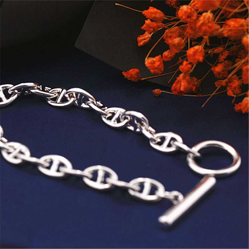 

Charm Bracelets The Silver Bracelet Domineering Japanese-shaped Men's Hand Jewelry Chain