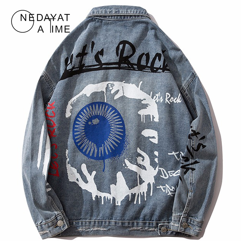 

Let's Rock Big Eyes Graffiti Print Jean Jacket Men Hip Hop Streetwear Casual Vintage Denim Jackets Fashion Harajuku Carg Coats, Light blue
