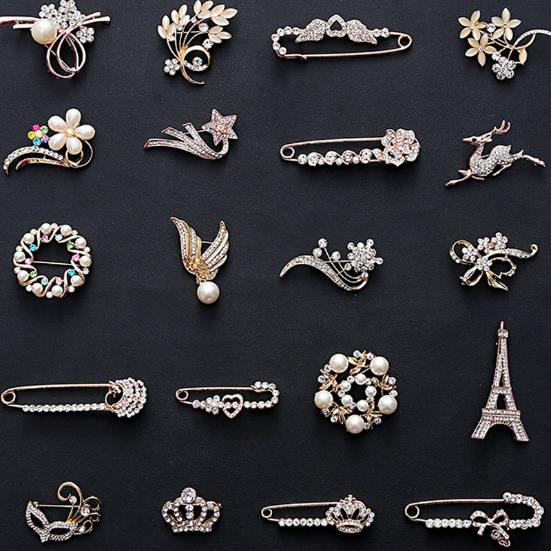 Mens Accessories Cubic Diamond Metal Flower Boutonniere Brooch Lapel Pin Corsage
