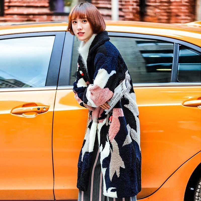 

2020 New European American Fashion Real Fur Coat Natural Fur Outerwear Genuine Sheep Shearling Coats Long Womens Winter Jacket, With liner