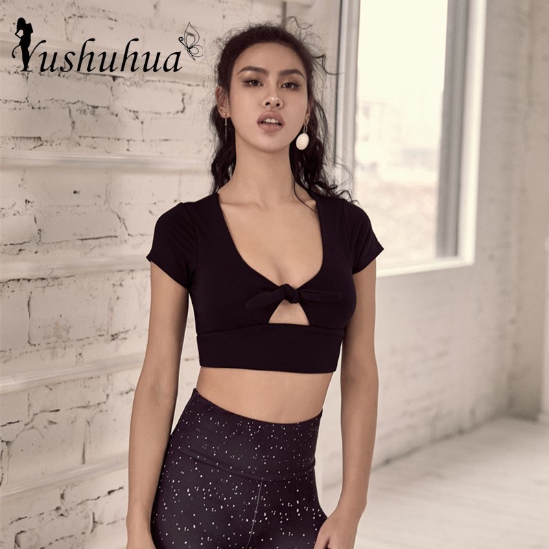 

Sexy Cropped Yoga Top bow Bandage Short Sleeve Fitness T Shirt Running Training Sport T-shirt Gym Fitness Top With chest pad, Black