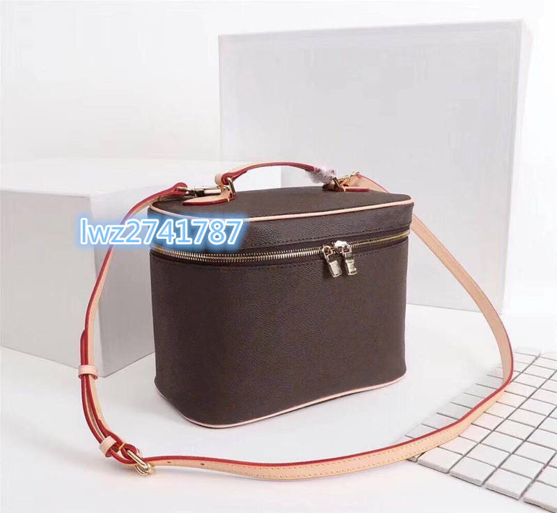 

Serial number inside!Fashion good quality fashion Handbag Women Shoulder Bag Wash large Capacity Cosmetic Bag Makeup Toiletry Bag Pouch, Black letter