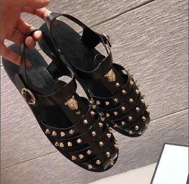 

Designer sandals new high-end brand casual Liu Ding decorative fashion men's shoes 38-45 factory direct sales, Black