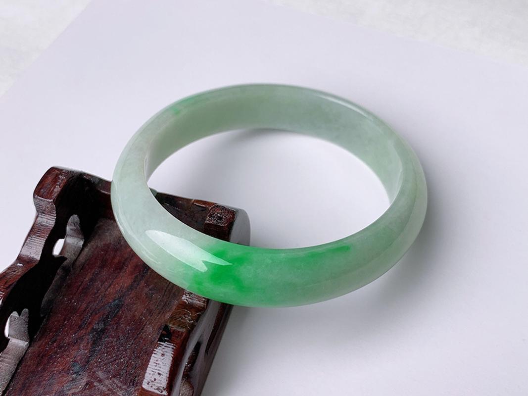 

Other Bracelets Natural Burmese Jadeite 54-64mm Two-color Bracelet Elegant Princess Jewelry Send Mom To Girlfriend