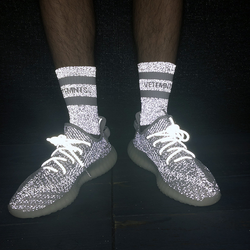 

Coconut Sky Star Trend Reflective Personality Bouncy Socks Socks Male And Female Hip Hop Popular Logo Stockings, Gray
