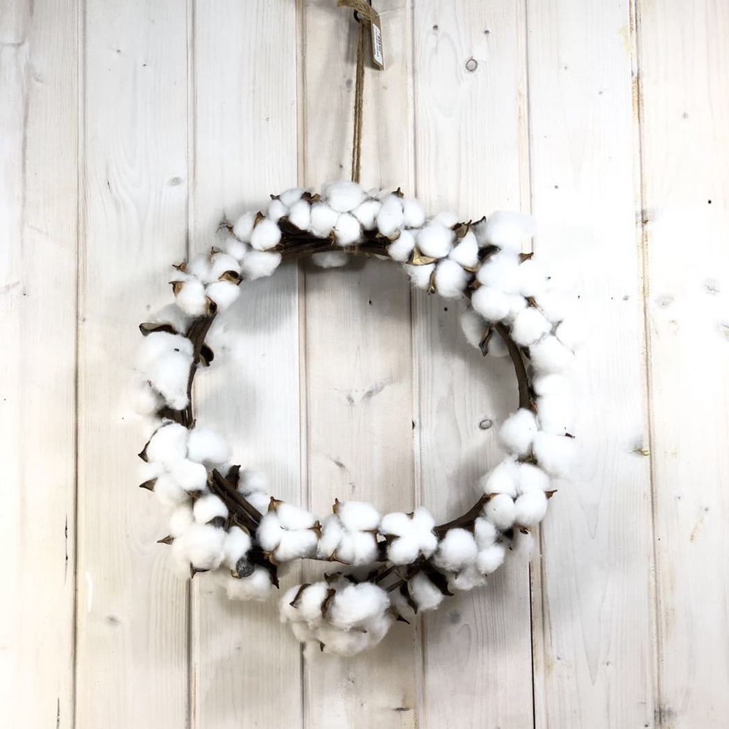 

Christmas Cotton Wreath Vintage Fluffy Flower Wreath Door for Home Handmade Christmas Hanging Xmas Decor, White