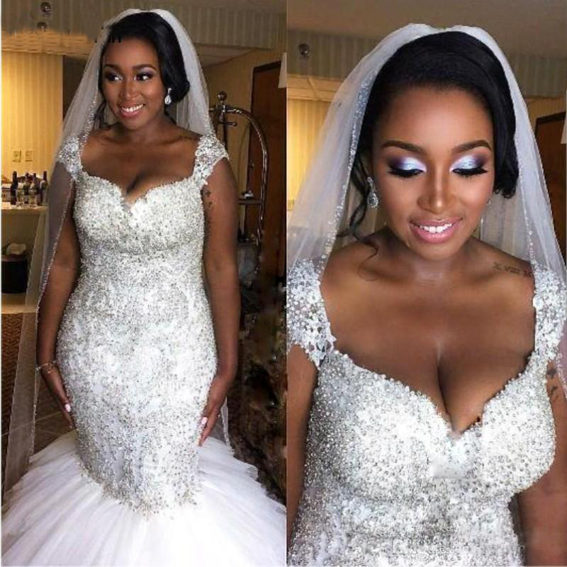 

Arabic African Wedding Dresses 2020 Beaded Plus Size Bridal Gowns Short Sleeve Sweetheart Zipper robe de mariee, Coral