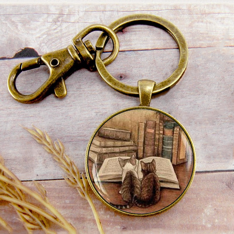 

Retro Cute Cat Reading Book Key Ring Key Chain Key Buckle Animal Pendant Birthday Festival Anniversary Gift Jewelry Accessories