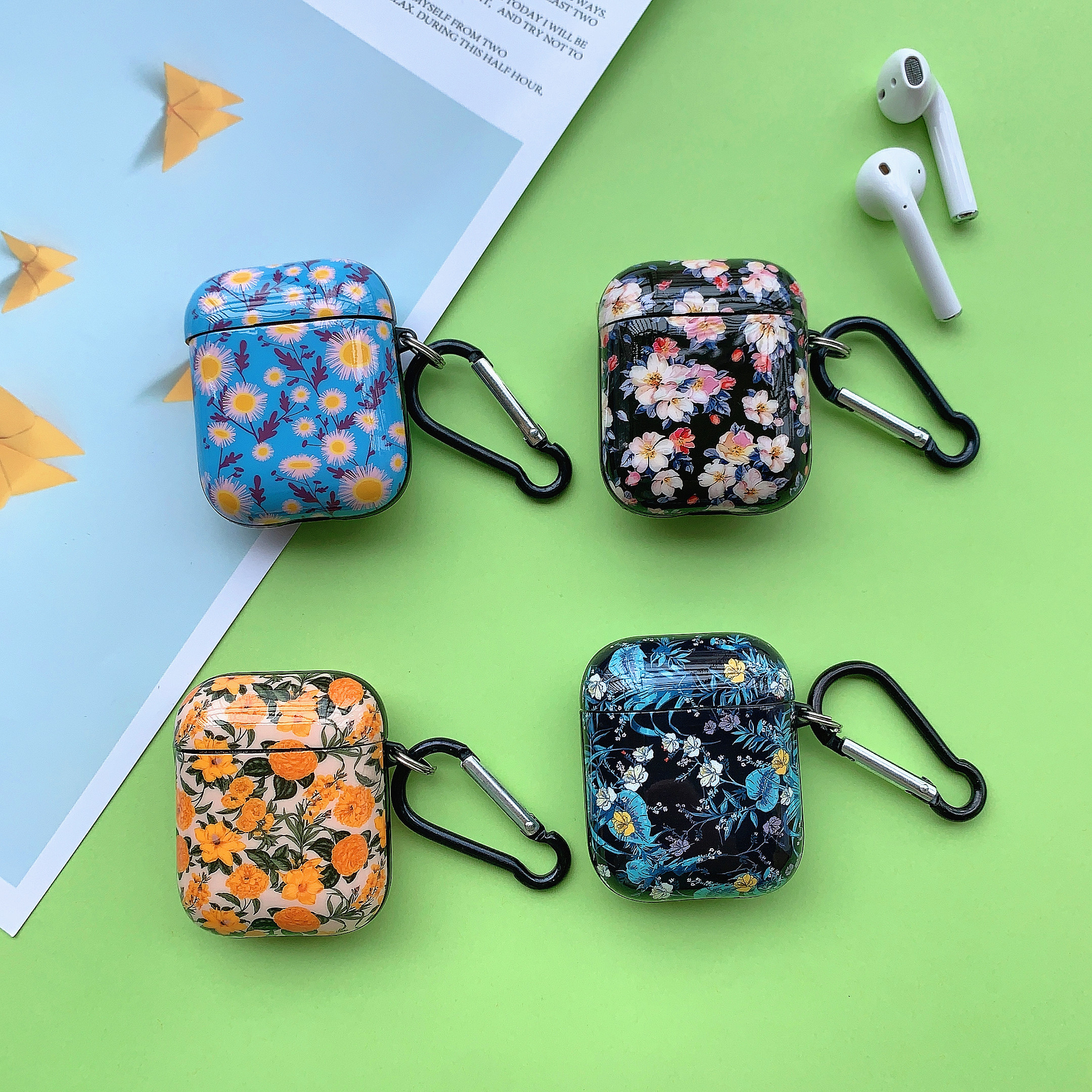 

Anti Knock Beautiful Flowers Soft TPU Airpod Protective Case with Carabiner For Apple Airpods 1 and 2 Generation Airpods Pro 3
