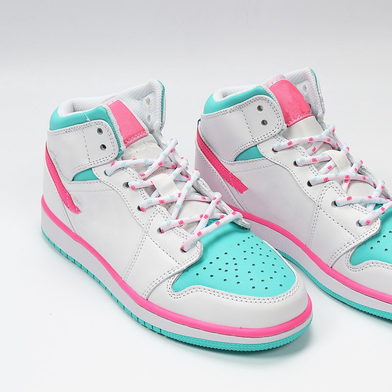 

JUMPMAN 1 Mid White Pink Green Soar 555112-102 WITH WHITE DIGITAL size 36-40 fashion trainers new designer sneakerS designer shoes