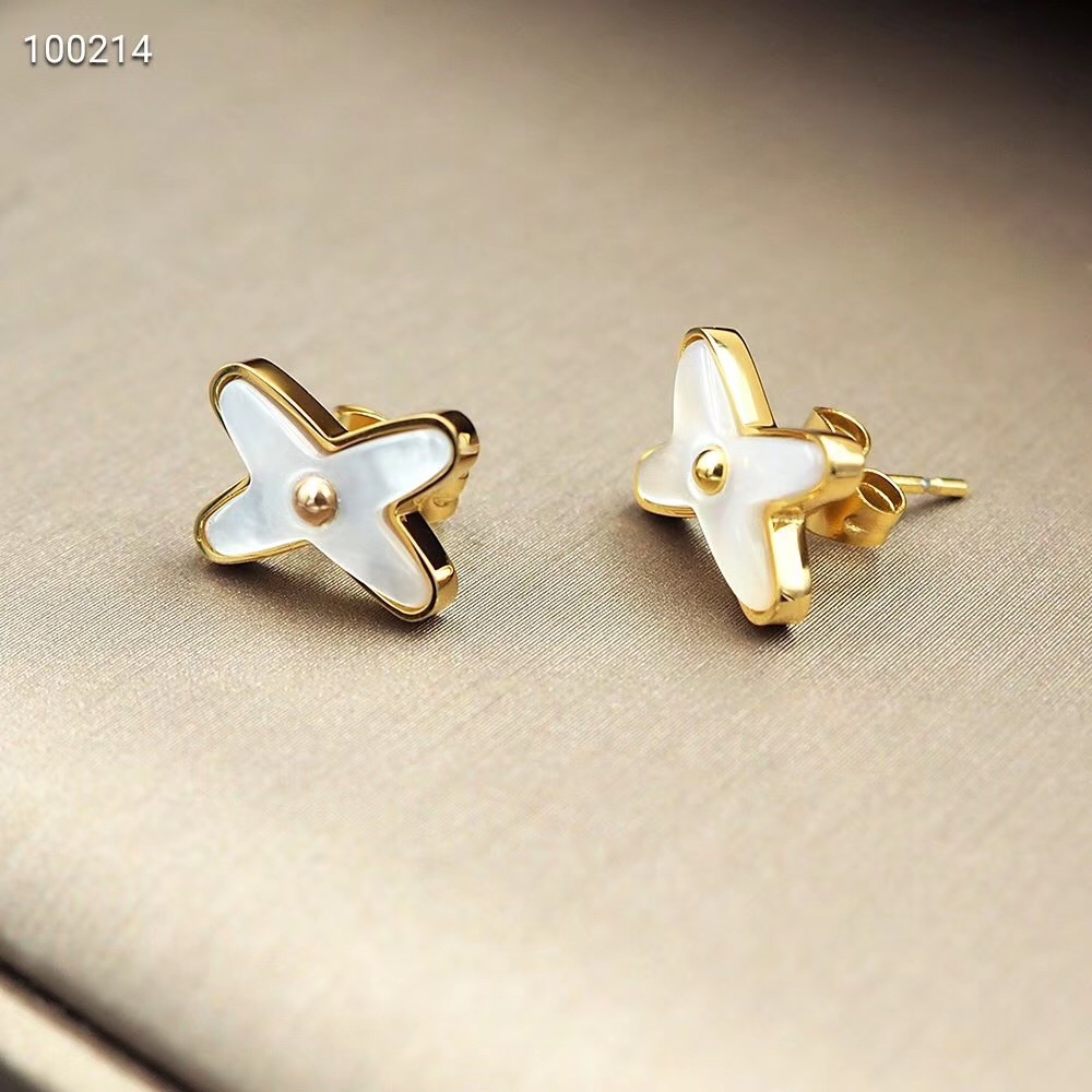 

stainless steel jewelry black white fashion designer earrings fashion jewelry earrings men women stud earrings 2020, Golden