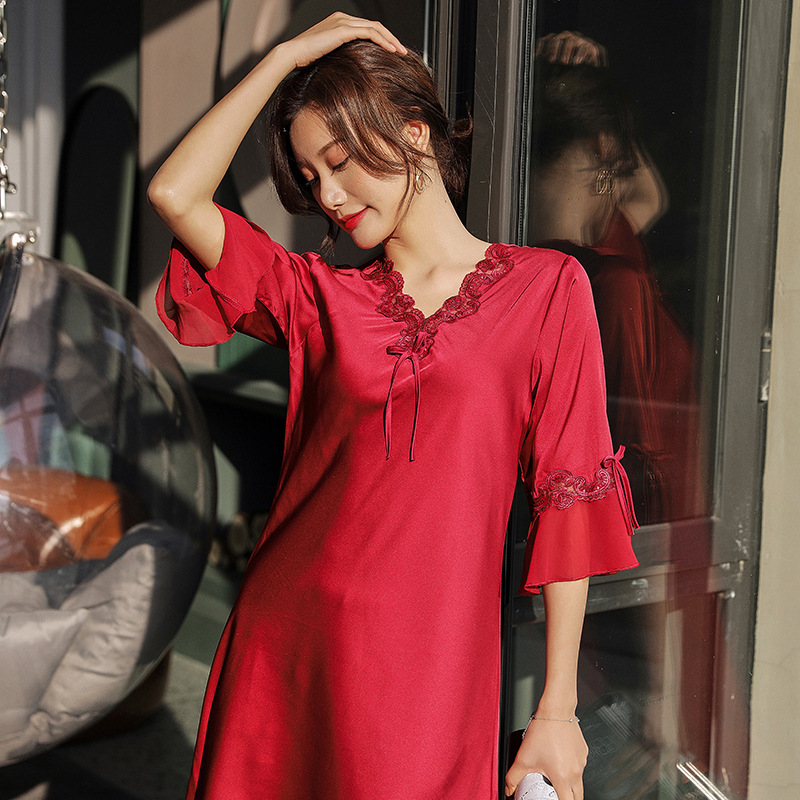 

Sexy Nightdress V-neck Lace Sleepwear Women Lingerie Silk Satin nightie Nightgown Sleeveless Sling Nightwear Home Dress