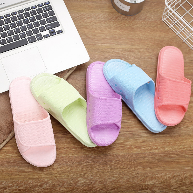 

Slippers Female Non-slip Sandals Men Home Bathroom Pvc Couple Leisure Soft Bottom Sandals One Word Drag, Green female models