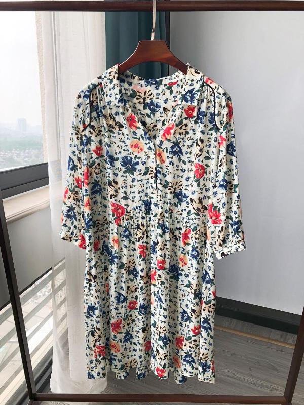 

Vintage print V-neck women dress 3/4 sleeve Elegant temperament lady mini dress Holiday style Female, As show picture