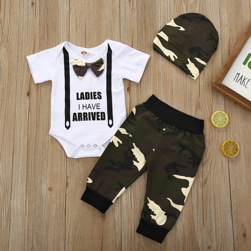 

3Pcs Summer Baby Boy Clothes Sets Infant Boys Letters Printed Short Sleeve Romper + Camouflage Pants + Hat Clothing Suits New, Kx1300