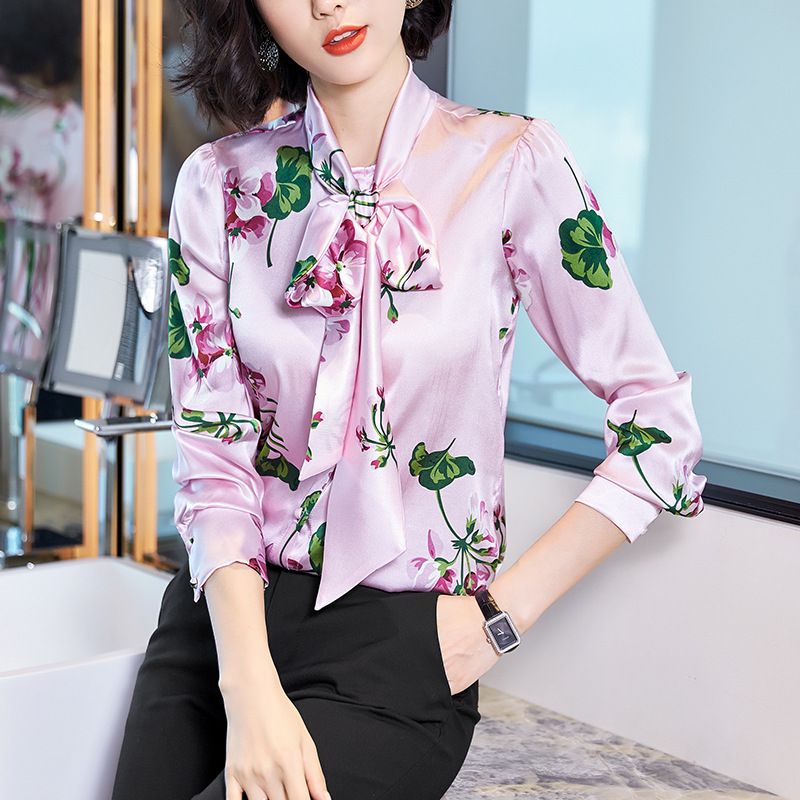 

Luxury Floral Printed Silk Bow Shirts Long Sleeve 2021 Women Fashion Button Shirt Blouses Runway Elegant Spring Autumn Winter Office Ladies Designer Casual Tops