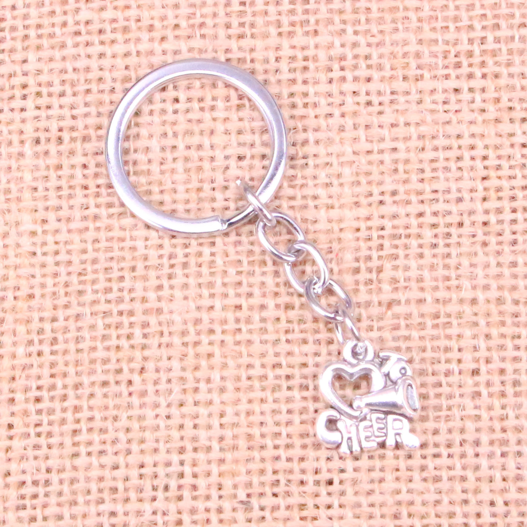 

17*16mm cheer love cheerleading KeyChain, New Fashion Handmade Metal Keychain Party Gift Dropship Jewellery, Slivery;golden