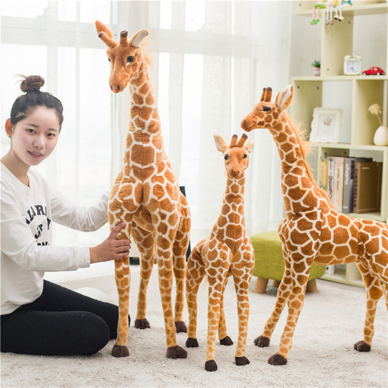 jirafa de peluche gigante