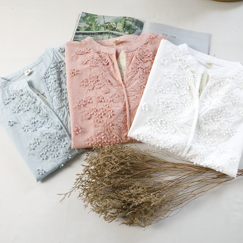 

Sweet white surface small flower embroidery long sleeve shirt top mori girl