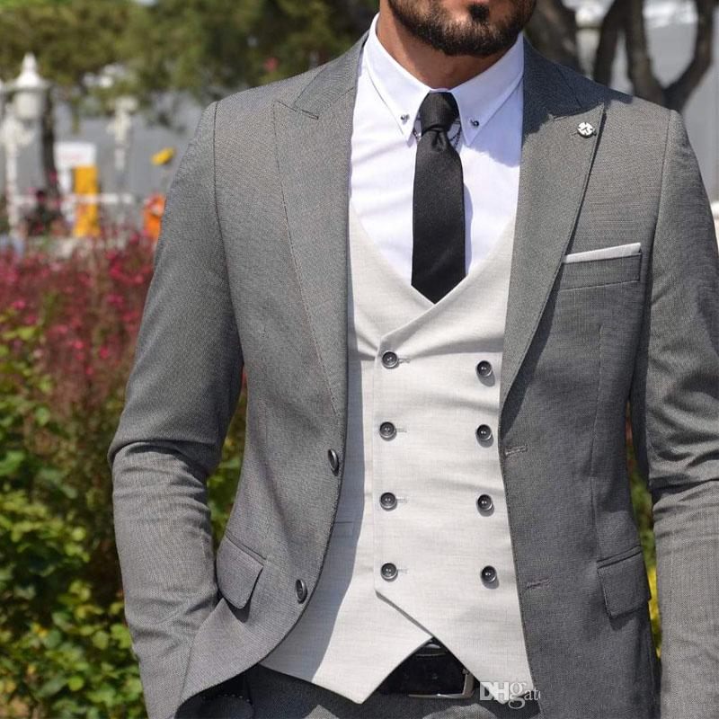 

Handsome Two Buttons Groomsmen Peak Lapel Groom Tuxedos Men Suits Wedding/Prom/Dinner Best Man Blazer(Jacket+Pants+Tie+Vest) A562, Same as image