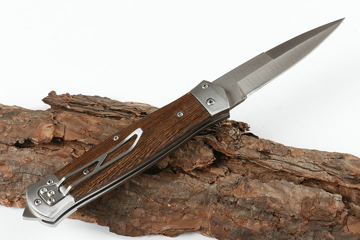 

Promotion F125 Auto Tactical Folding Knife 8Cr13Mov Satin Blade Wood Handle EDC Pocket Goft Knives With Nylon Bag