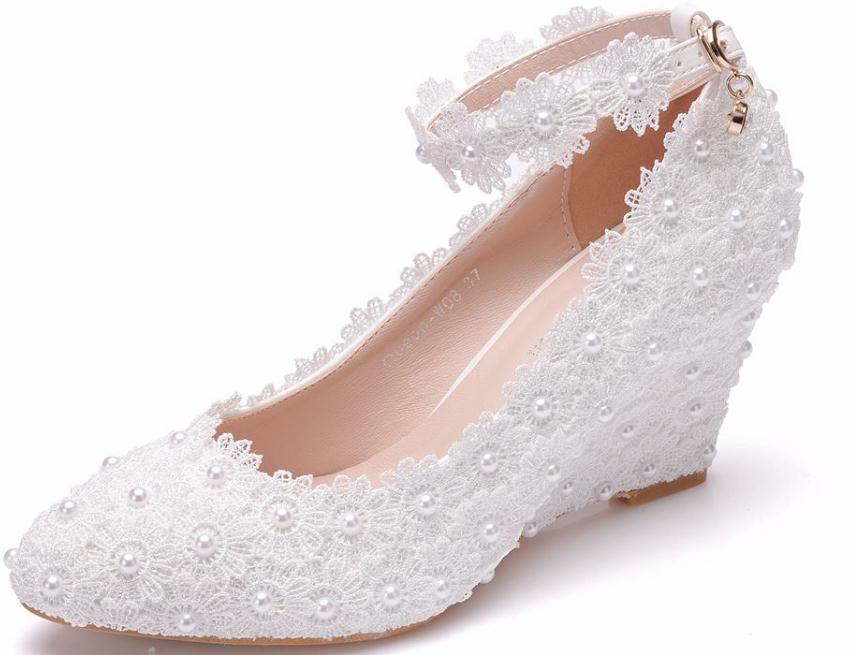 

2019 Women's shoes in Spring and Autumn with New style Slope heel pointed end water drill waterproof table @KL315, White