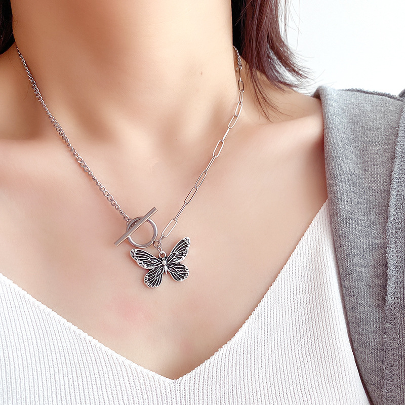 

Chokers Cute Butterfly Pendant Necklace Engagement Jewelry Stainless Steel Choker For Women Man Lover's Hollow