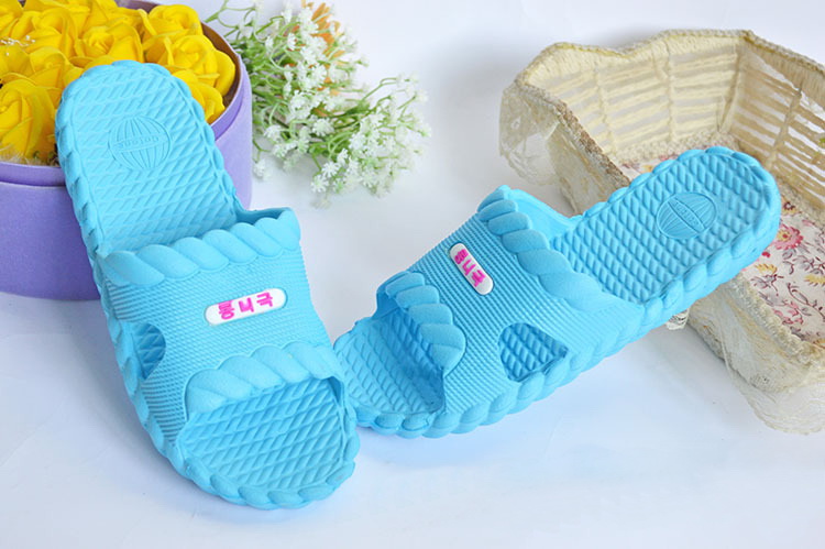 

Discount Cheap men Slippers Thickening Massage Couple Home Sandals Slippers Men and Women Slip-proof Bathroom Slippers Home streetwear, Women blue 36-39